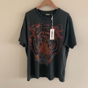 wrangler tiger oversized tee